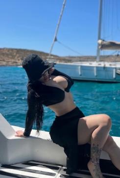 Mia