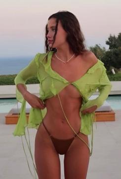 Mia