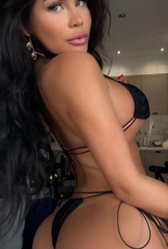 Bella